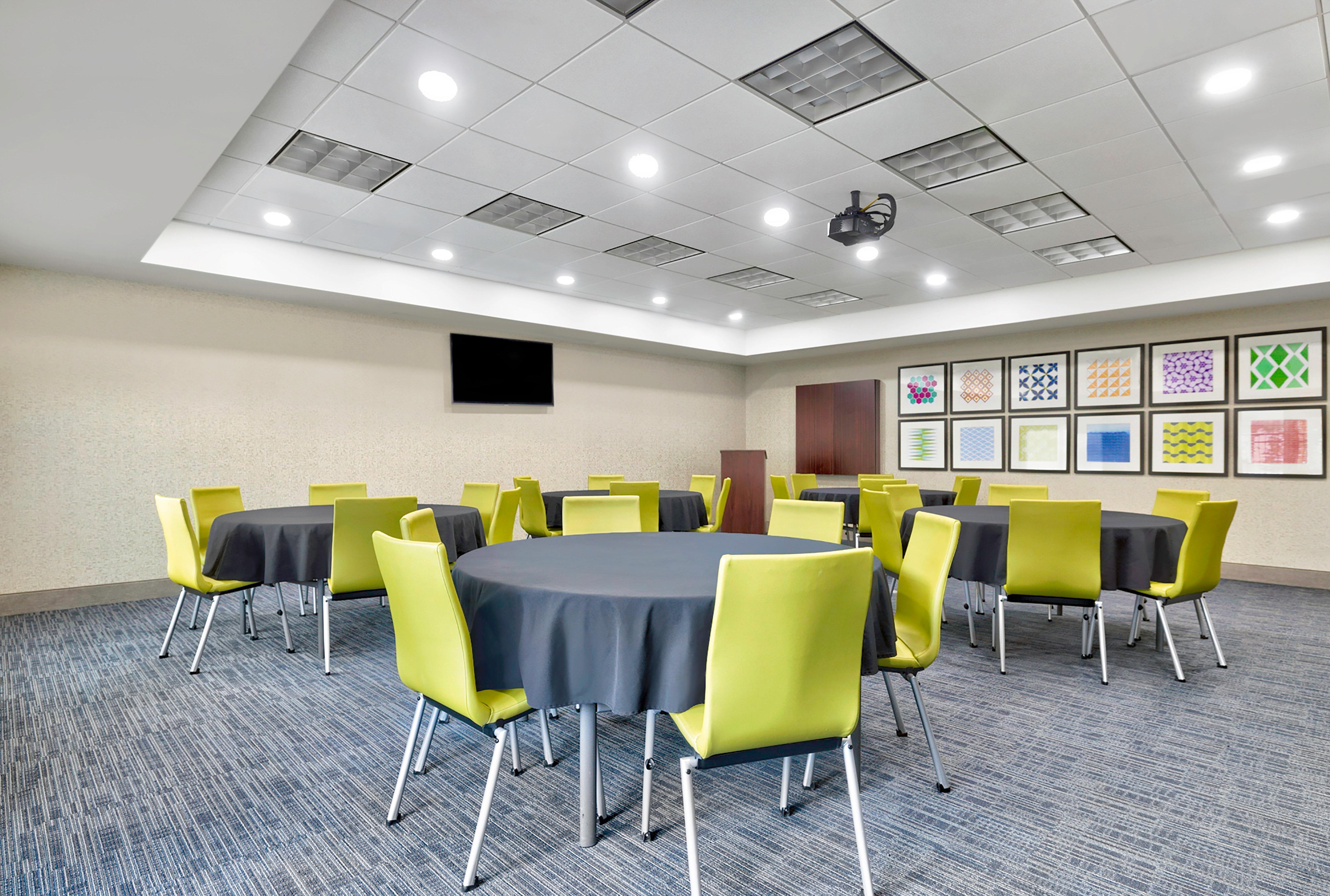 Holiday Inn Express Hotel & Suites Kansas City - Grandview By Ihg Exteriör bild