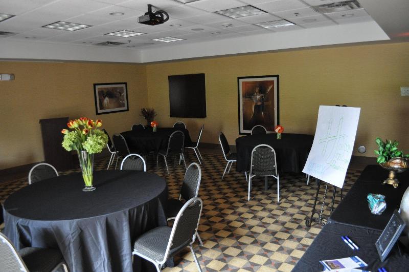 Holiday Inn Express Hotel & Suites Kansas City - Grandview By Ihg Exteriör bild